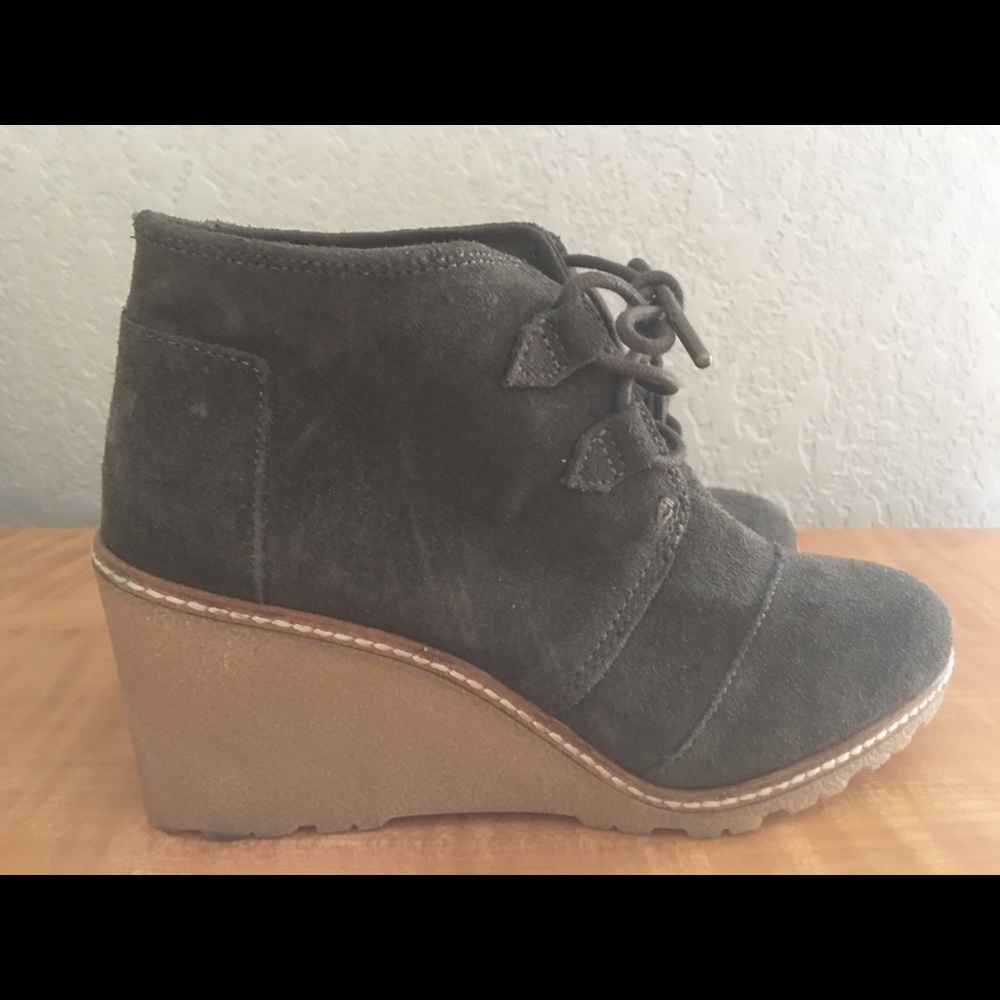 Toms Women Shoes Size 7